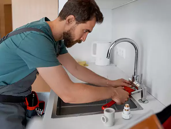 Why Choose Dave Packard Plumbing for Kitchen Sink Installation in Lake Park, FL?