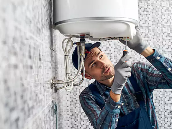 Why Choose Dave Packard Plumbing for Water Heater Maintenance in Lake Park, FL?